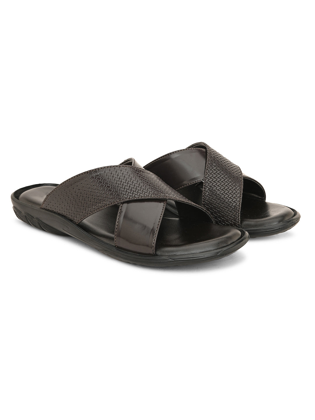 Men Strider Luxe Leather Slippers Daily Casual Wear Cross Straps Airmix Sole Sandals Casual Sandal